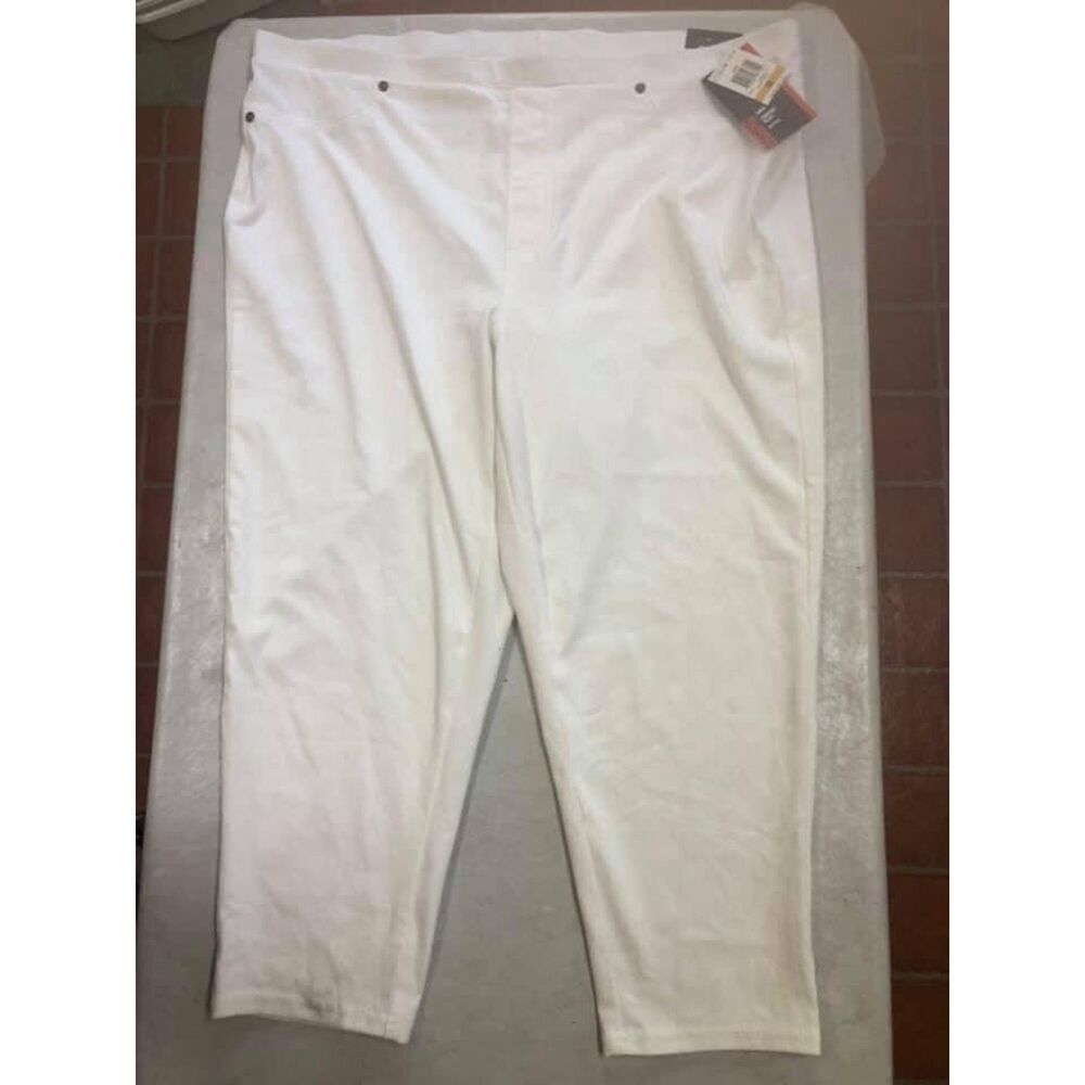 Style & co size 3x white jeggings. New with tags.